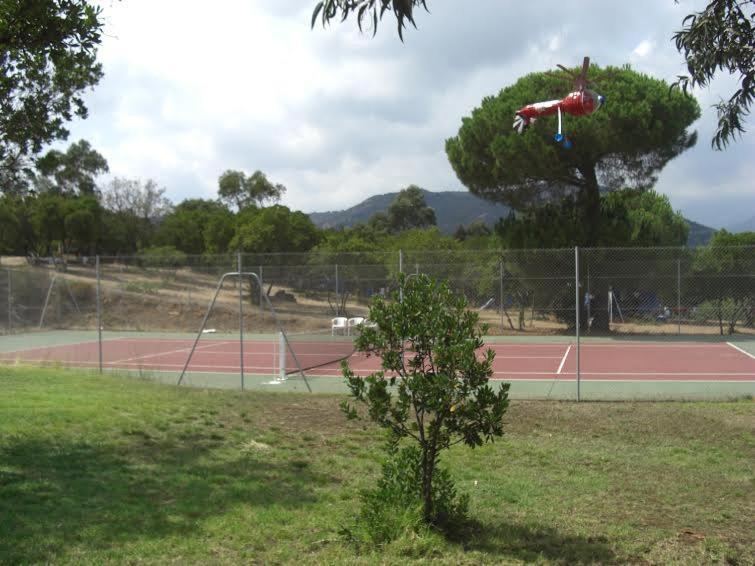 Camping California Pinarellu Esterno foto
